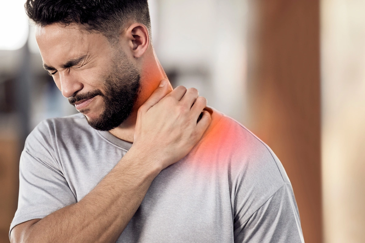 Pain spreading to the arm, jaw, neck or back